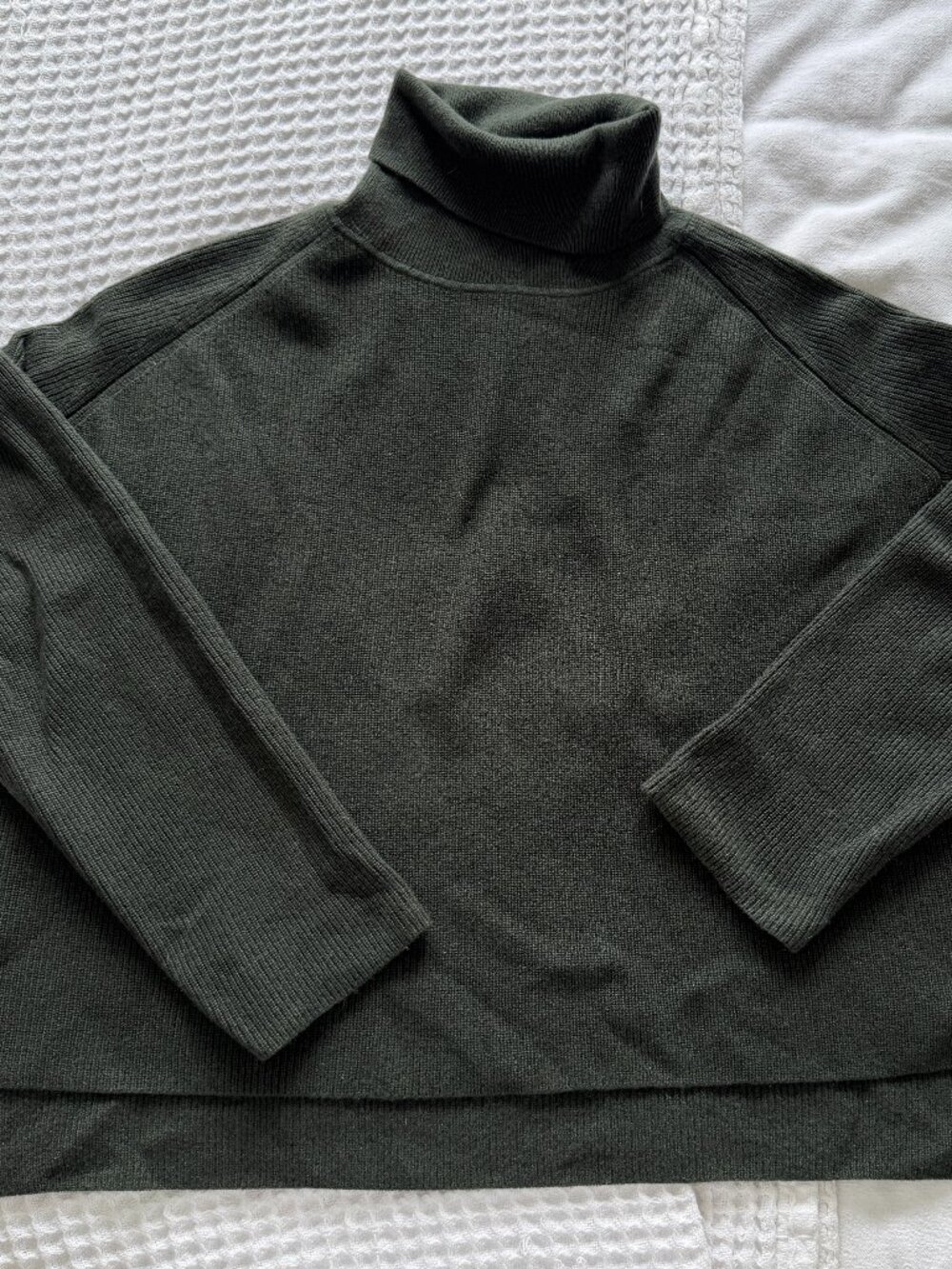 MM LaFleur Arbus Cashmere Turtleneck Sweater - Picture 5 of 8